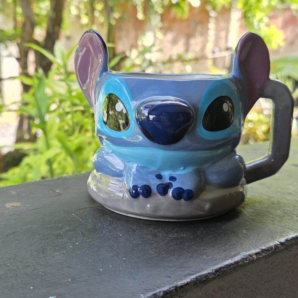 STITCH COFFEE MUG